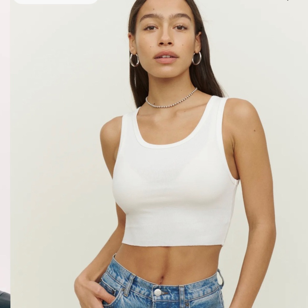 White Sleeveless Fitted Crop Tank Top